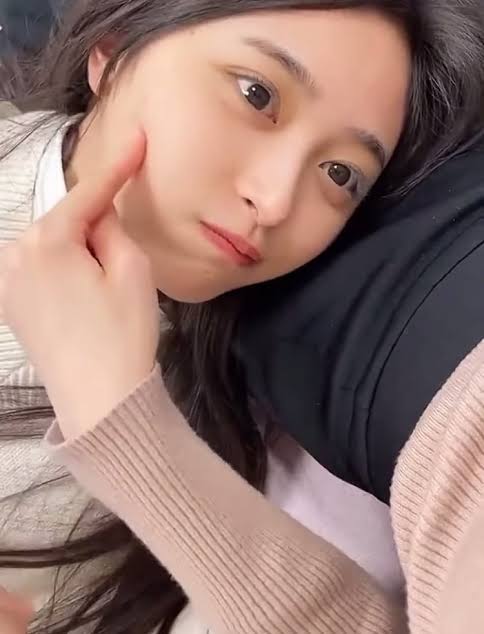 ngzk46kid1412's tweet photo. 急に幼児化して著しく語彙が下がるの可愛過ぎだろ
「あい！」とか「つくぅった！」とか「たぁい！」とかばぶちゃん過ぎるわ
👶
アポトキシン4869でも飲んだのかと思ったわ💊
 #乃木坂46ANN
 #井上和
 #金川紗耶 https://t.co/y1EYUajkQg