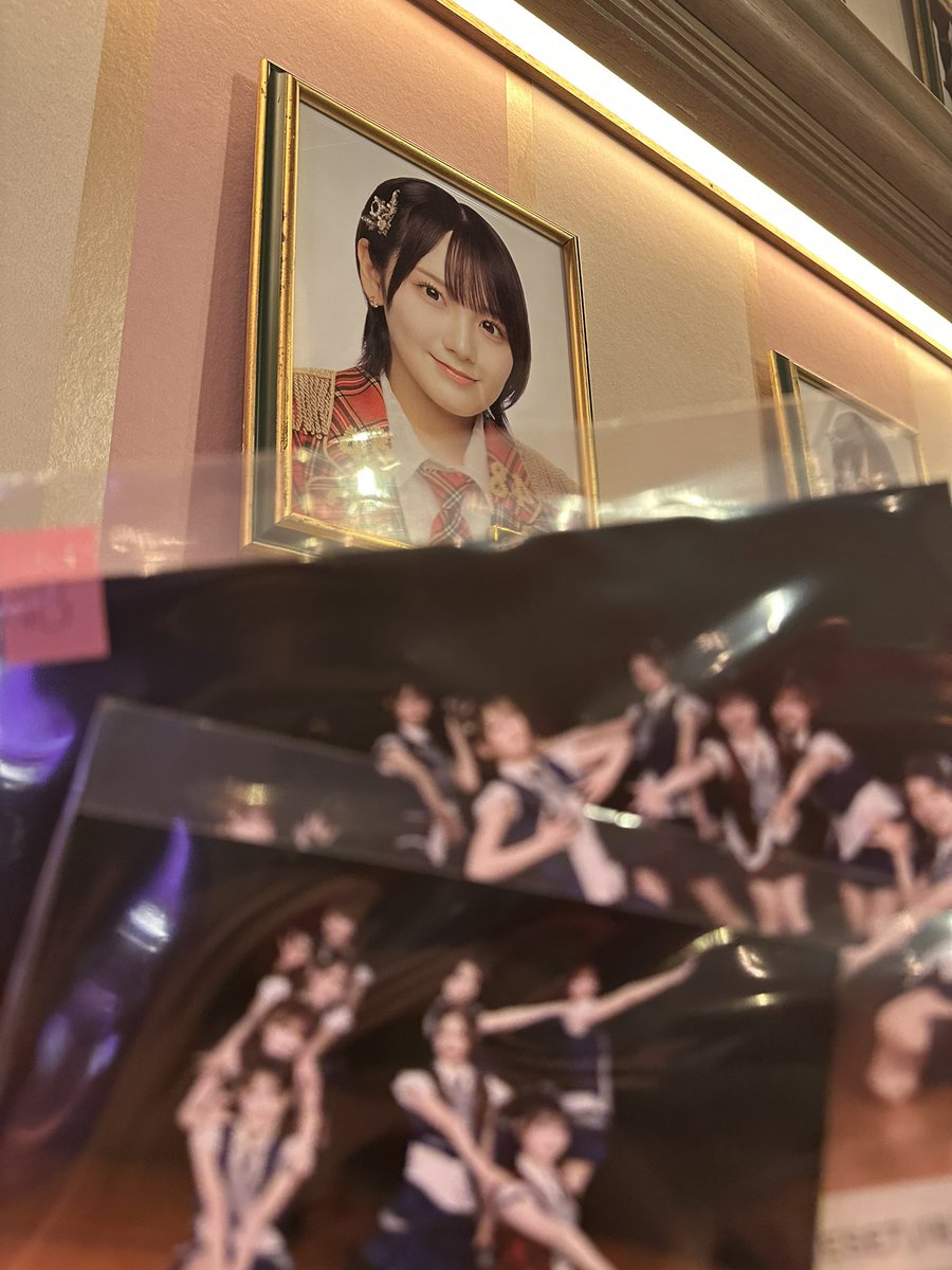ayohata's tweet photo. #田口愛佳 さんの最後の通常公演見届けました。
20周年武道館出戻りからすぐハマった田口さん、ガラポンで🟢出てるうちに、2チェキが枯れてしまいました。
とはいえ、RESET公演良かった...アンコールのチームKコール良かった。
卒業公演は落ちてるので、ロビ観当たって欲しい... https://t.co/owcZKnTcO0