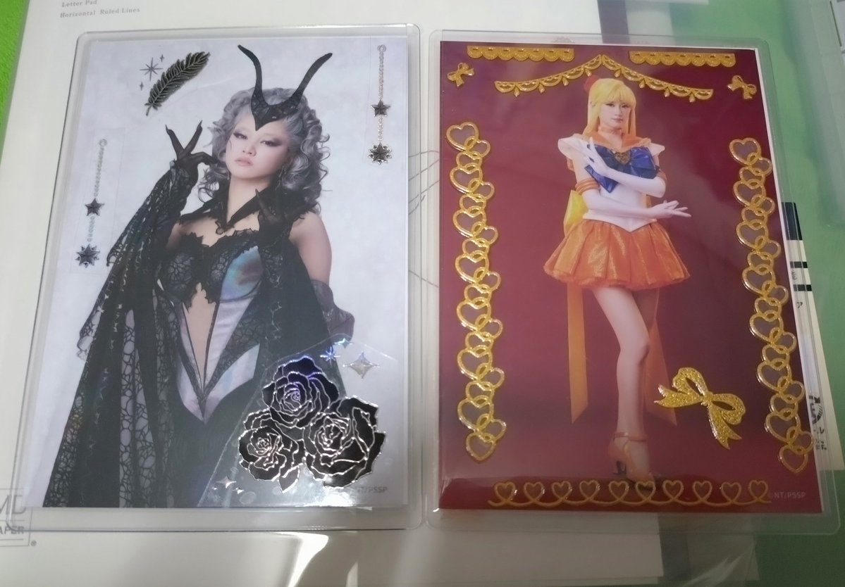 rionss's tweet photo. ヴィーナスちゃんとヴァルシア様のブロマイドちょっとデコってみた。
けど…デコレーションがホントに苦手で💦
来月行く時持ってく。 https://t.co/5YW6FiOG22