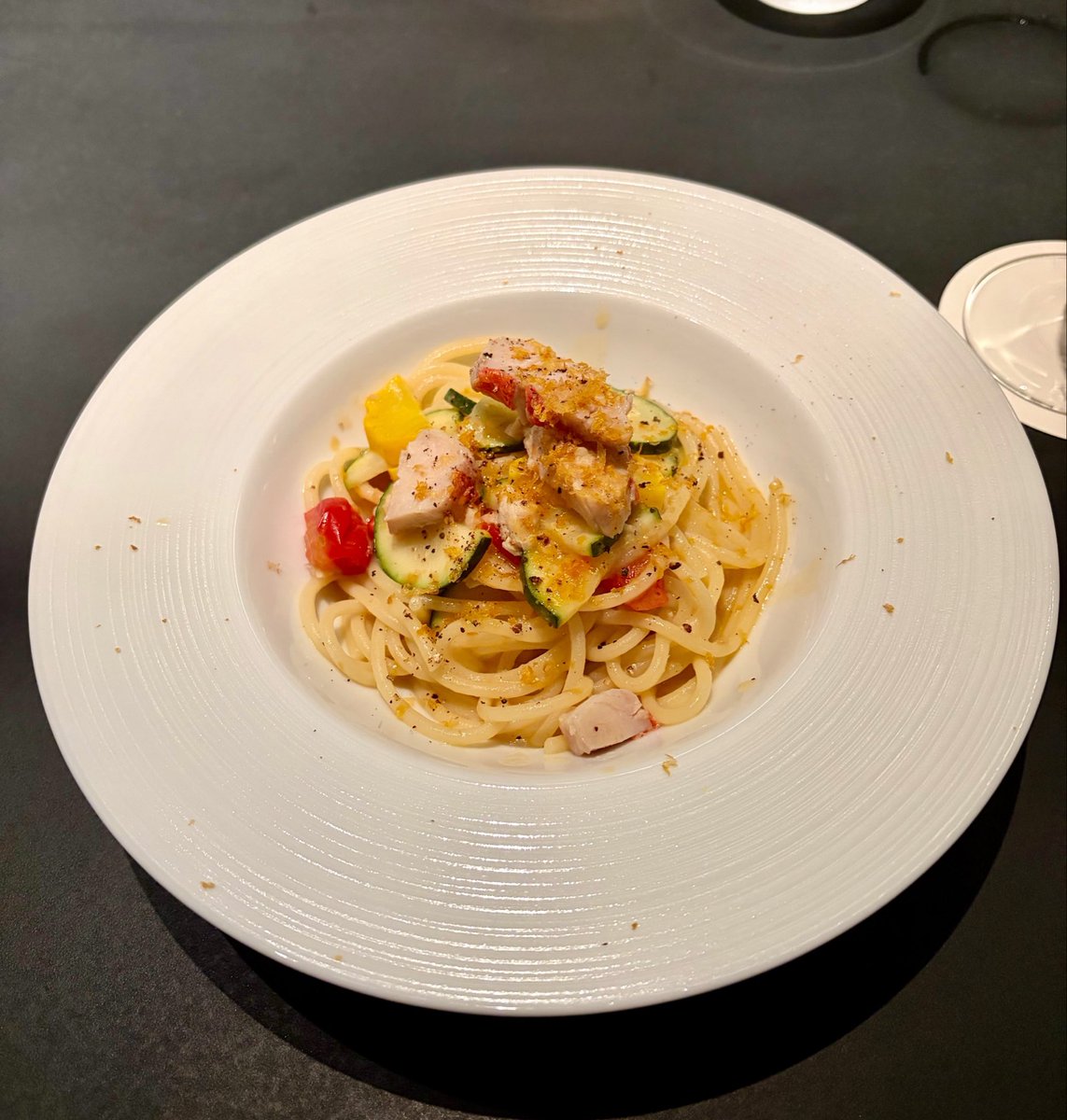 aeritosweets's tweet photo. 昨日の女子会✨
鮎のコンフィ、柔らかくて美味しかった🐟
お肉は鴨〜‼︎
パスタも金目鯛とカラスミのパスタ🍝
デザートはピスタチオジェラートとティラミス🍨
ごちそうさまでした😋
あまり知られてないお店、
Cuocca、めちゃくちゃ美味しいです✨ https://t.co/Xyr8rc44zT