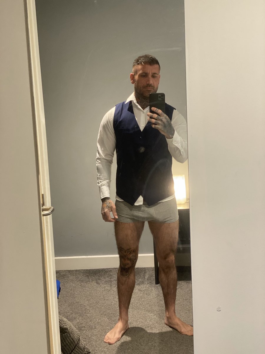 jacc_potter5's tweet photo. Which of these am I wearing while I ruin you? 😏 https://t.co/M3XuedqJ2G