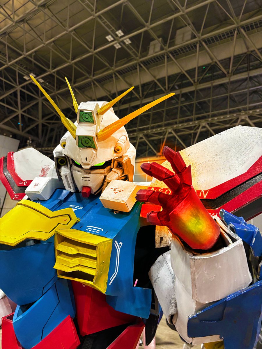 haze_cos1026's tweet photo. ロボコスはいいぞ

顔の加工もいらない！！どこから撮っても盛れてる！映える！
メイクする必要も無い！ https://t.co/MLd0MzUY8l