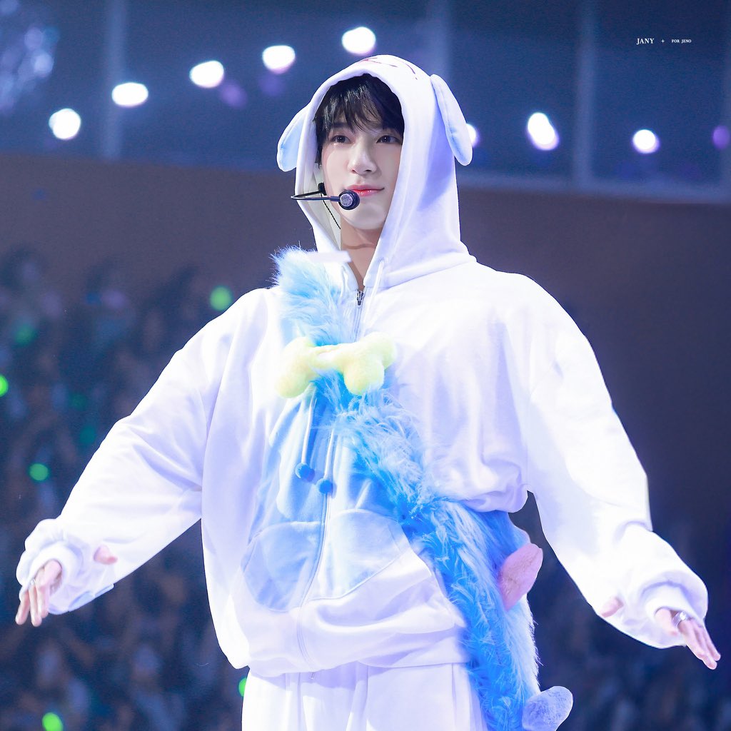 urmydream0's tweet photo. 재누야 모르는 토끼 따라가면 안대
                                                                웅 알겟어 쟤미나 https://t.co/ADbVz04UYC