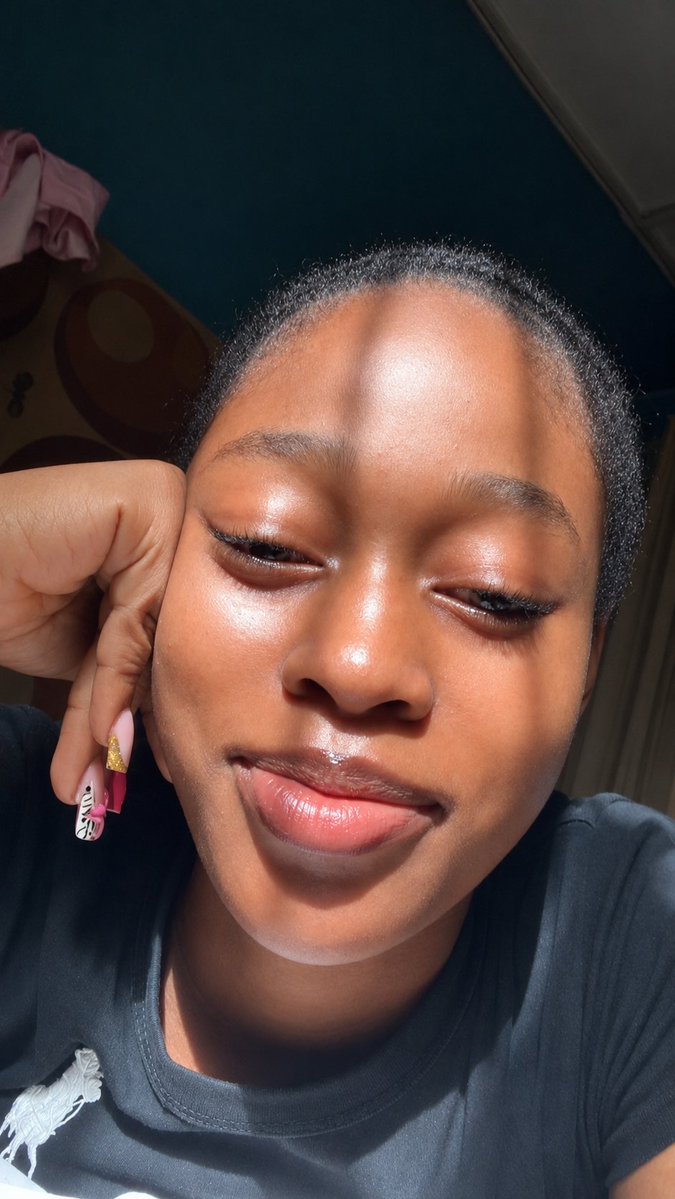 ObafemiEmm54226's tweet photo. Good afternoon to all my active mutuals. ❤️🌹 https://t.co/lVQDYw53xG