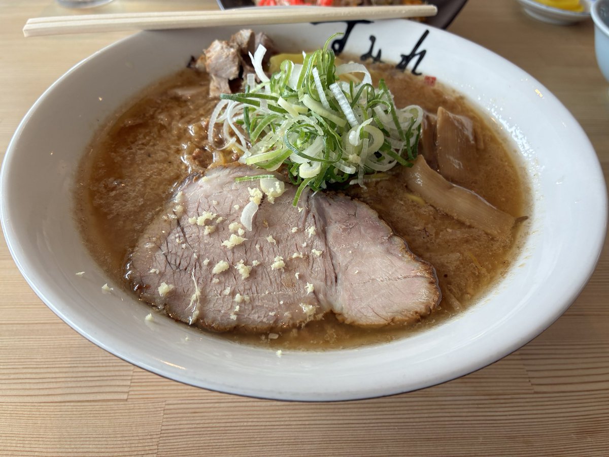 komonoking's tweet photo. 前回は一口目でやけどしてほとんど味わえなかったのでリベンジしてきました https://t.co/ZRwrf3KNqG