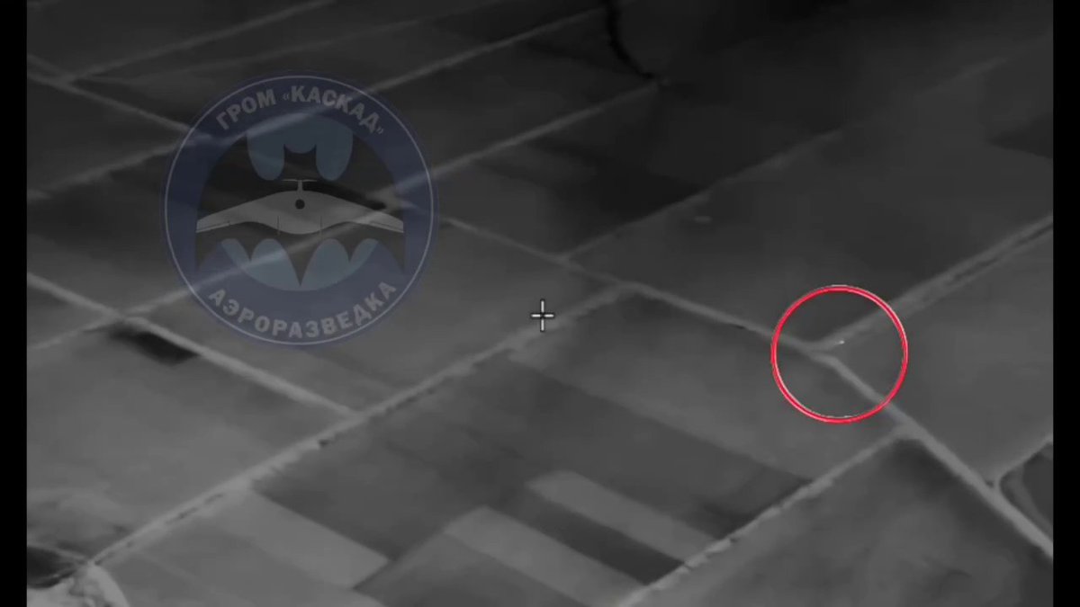 ne_kotletka's tweet photo. 9th May !
Novofedorivka, Donetsk Oblast
RU 1st Bat of the GROM Kaskad (Now in 50th Varyag brigade) destroys (claimed*) UA/IL RADA radar 

[0:03-0:06]📌~48.408304, 36.965159
Source: https://t.co/uKpu3ZNgVD

@UAControlMap @GeoConfirmed #geoconfirmed https://t.co/0sqsEvMQAl