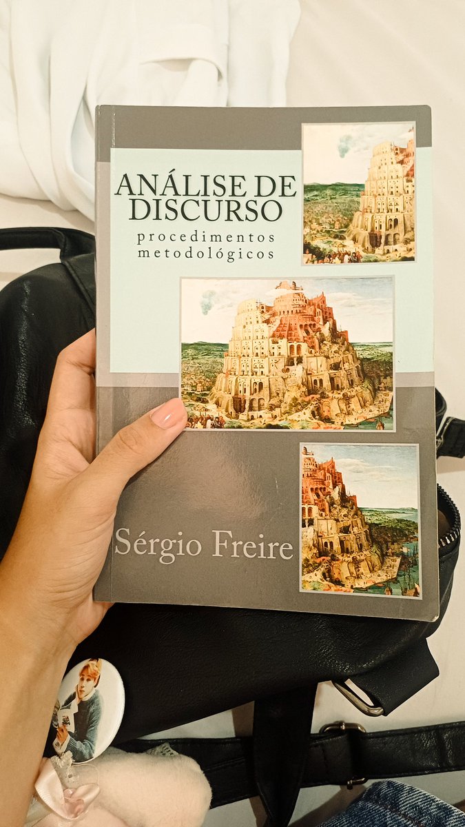 efemerids's tweet photo. se tiverem dificuldades para analisar discursos de pesquisas científicas, recomendo este livro aqui! minha orientadora me recomendou e é simplesmente INCRÍVEL! os exemplos são esclarecedores e de fácil compreensão! https://t.co/KVEU3iBbww