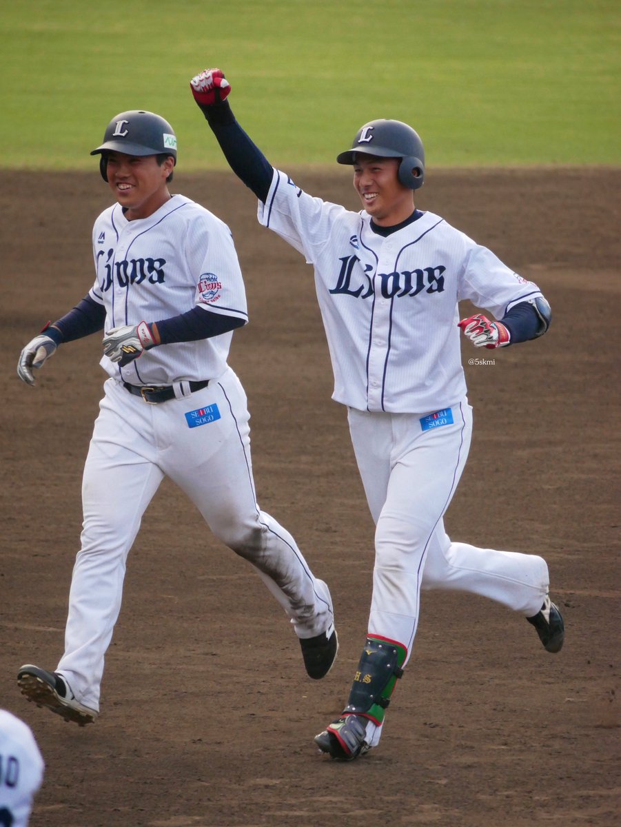 5skmi's tweet photo. 活躍する日が必ず来ると思って応援し続けて本当に良かった最高の恩返しありがとう
交流戦MVPおめでとう🎊 https://t.co/DNQAB6oEtY