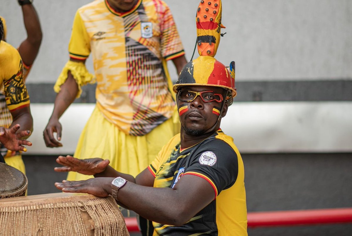 MsHarrietN's tweet photo. The Uganda Cranes jersey has always carried the pride of a nation. 
Now it's your turn to leave your mark.
Free Your Fayaaa - Tulage Waaka, launched with @OfficialFUFA, invites Ugandans to contribute ideas for the next official Uganda Cranes jersey.
#MyCranesJersey
 #FreeYoFire https://t.co/wL2WlkXRO1