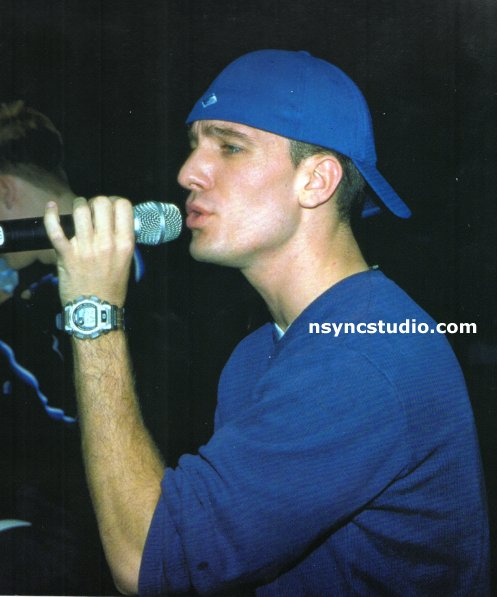 JCChasez4ever's tweet photo. @CindyMarkham06 @JCChasez did that to us lol https://t.co/cwq4tFsXqE