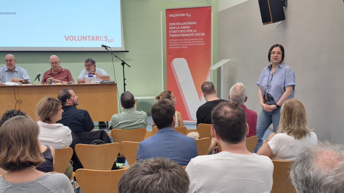 voluntaris_cat's tweet photo. 🎉 Hem donat la benvinguda a noves entitats
👌 Ratificada la coordinació territorial de Girona a mans de Domingo Ciudad i la de Lleida, Joan Ramon Saura
📕 Aprovada la memòria d’activitats i el tancament econòmic 2025
🙆‍♀️ Aprovat el pla d'actuacions i pressupost 2026
#AGO2026 https://t.co/z8XHVaYosD