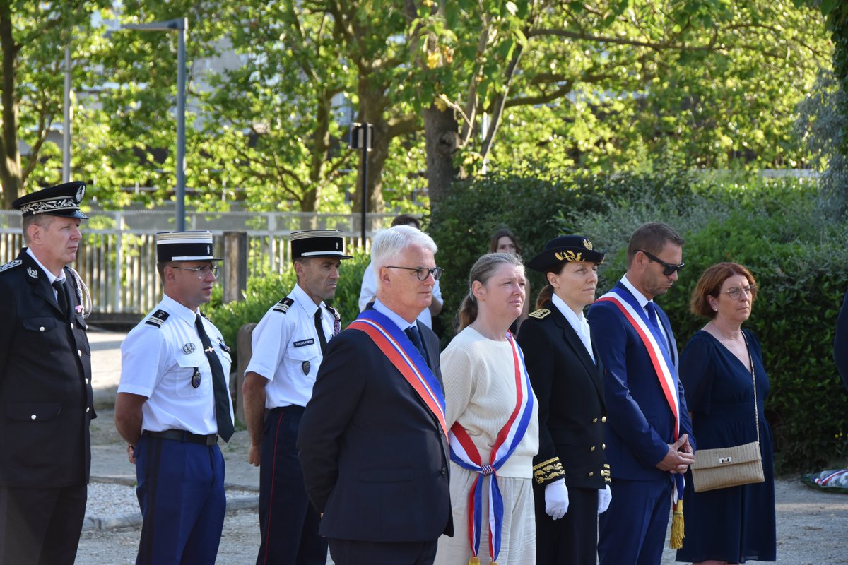 Image de Préfète de l'Essonne - #Cérémonie | La préfète de l’Essonne a présidé la cérémonie du 18 Juin, en mémoire de l’Appel histor