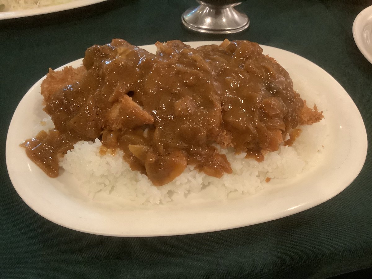 odsensor's tweet photo. #めし食えじえら
カツカレー
ライス800g
カツ200g
(だったかな？)

サラダ
カレー風ポタージュ https://t.co/nwJLbiNCOD
