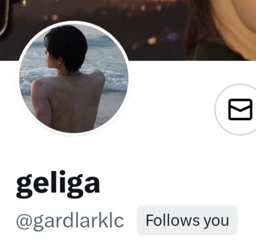 forbiddenitch's tweet photo. with my baby @gardlarklc https://t.co/EO3QlY5ujb
