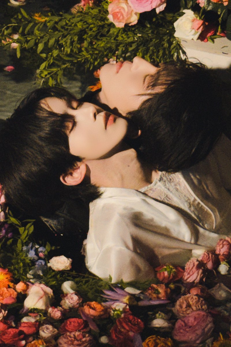 0rangeFair's tweet photo. 260618 rednote

"Sunk in dreams"

#XingQiu #EliotHuang #KipukaQiu #HuangXing #QiuDingjie #XYQQJ #黄星 #邱鼎杰 https://t.co/xgxL2zIDDj