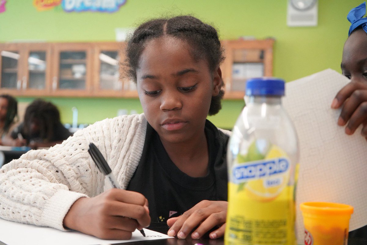 MayorBowser's tweet photo. Last day of school for DCPS!

Ending the year as #1 for post-pandemic academic recovery, fastest improving urban school district, and top starting teacher pay in the nation.

Thank you to our teachers, staff, families, and students for making it another A+ school year. https://t.co/f9scTvmNs7