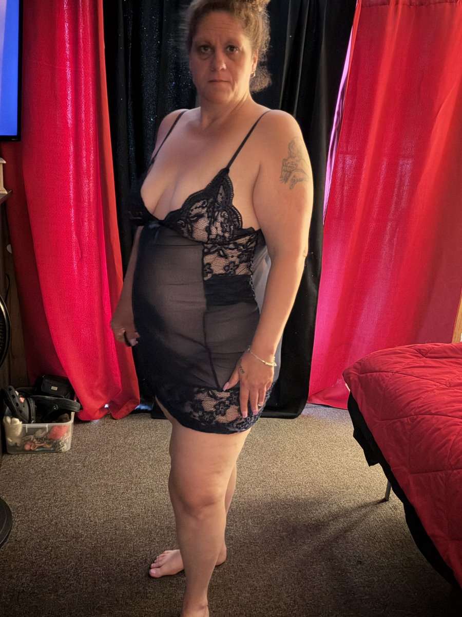 MistressMel82's tweet photo. Good morning who wants to play? https://t.co/cpIgYWCEzT