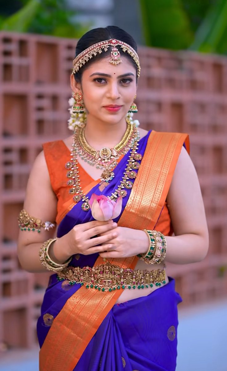 pallavi tweet media