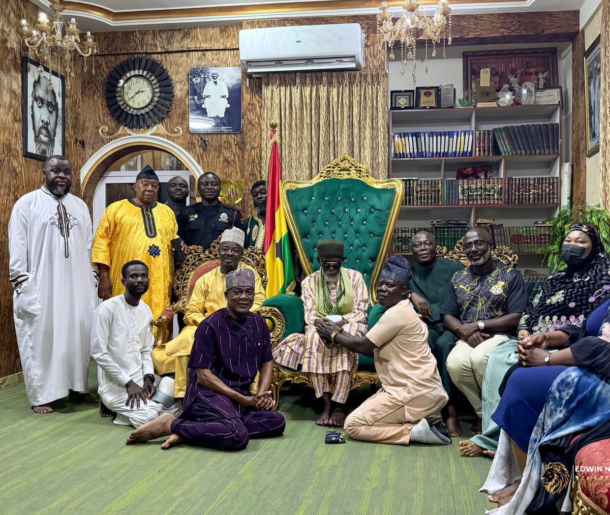 niilanteyvanpee's tweet photo. Yesterday, I paid a courtesy call on the National Chief Imam, Osman Nuhu Sharubutu, to formally inform him of my intention to contest for the position of National Chairman of the National Democratic Congress (NDC).🇵🇸

As I embark on this important journey of service to our great party, I deemed it necessary to seek his prayers, blessings, and wise counsel. The National Chief Imam remains a revered symbol of peace, unity, humility, and national cohesion, and his guidance is invaluable to all who aspire to leadership.

I was deeply encouraged by his warm reception, fatherly advice, and heartfelt prayers for a successful and peaceful journey ahead.

My sincere gratitude to the National Chief Imam for his blessings and unwavering commitment to peace and national development.🙏🏽♥️ #N4C #NiiLanteVanderpuye #imam