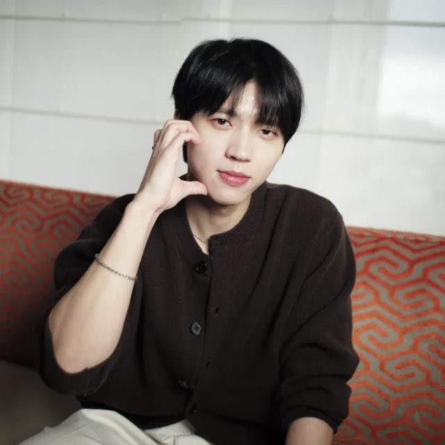 nwhprotector's tweet photo. 이날다시봐도레전더리청순 https://t.co/0Fsa1OQiS6