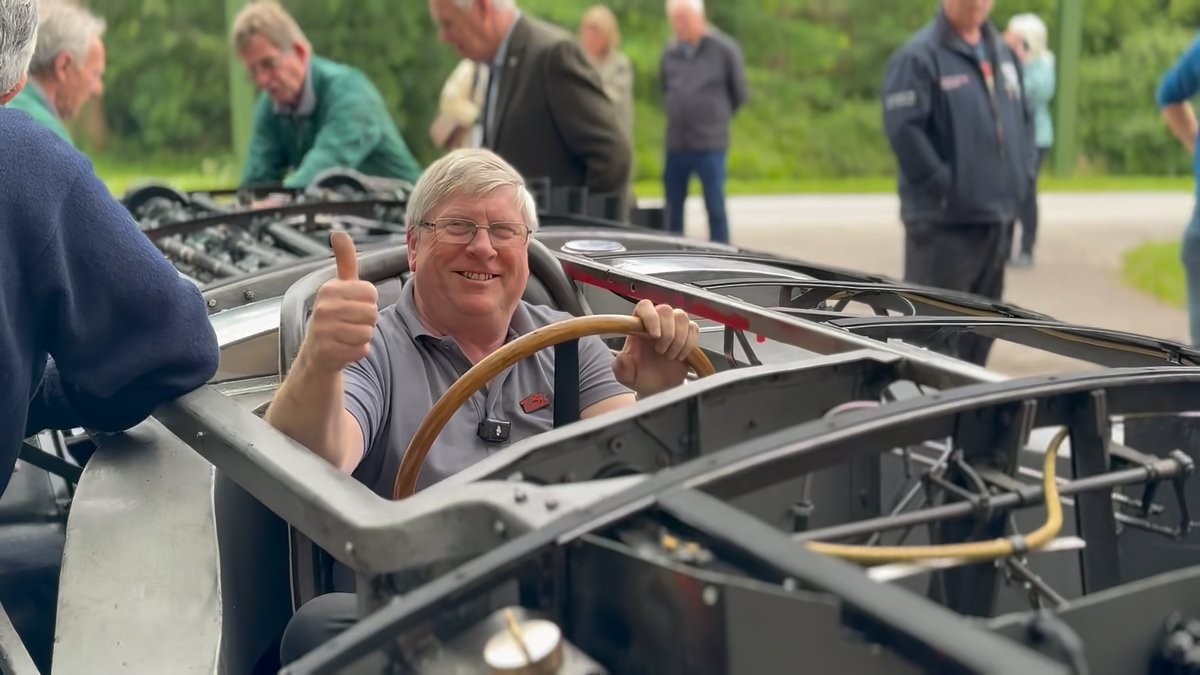 Beaulieu_Hants's tweet photo. Two engines running together for the first time in nearly a century in #WorldLandSpeed #recordbreaker #Sunbeam1000hp: https://t.co/6LuHzLDg8u

Thanks to our Sunbeam #restoration project partner Scarf &amp; Goggles for their help with footage and pictures

#LandSpeed #Motoring https://t.co/2WfPmbVLdM