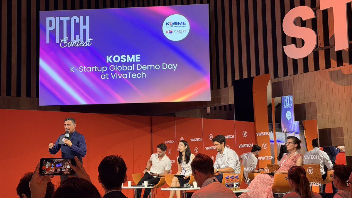 calidolda's tweet photo. most impressive startup pack at vivatech so far: the korean batch from KOSME

the TALOS founder pitching brain aneurysm screening is an actual neurosurgeon

he knows what happens when it fails https://t.co/QOaFyFk7GR