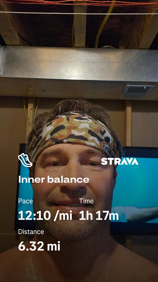 SSUSAJoe's tweet photo. 10k to start off a huge day in my life. New Chapters yet to be written. #Fitleaderapp Check out my run on Strava: https://t.co/cTmEQkml5V https://t.co/3MyvXwK2pT