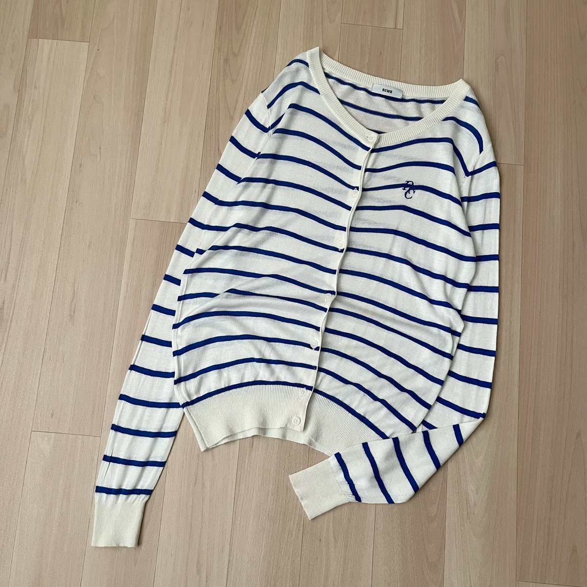 gummybearstuff's tweet photo. RCWB เสื้อคาดิแกนไหมพรม
อก38 ยาว25”
🍎90บาท

#ส่งต่อ #เสื้อผ้ามือสอง #ส่งต่อเสื้อผ้า 
#เสื้อผ้ามือ2 #เสื้อผ้ามือสองสภาพดี #ส่งต่อเสื้อผ้ามือสอง #ส่งต่อเสื้อผ้ามือ2 https://t.co/bZIWh9wLyp
