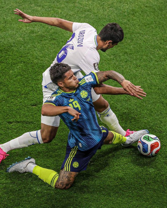 radiomelo2020's tweet photo. La única batalla que se pierde es la que se abandona

#FIFAWorldCup #Mundial2026 #Colombia #Uzbekistan https://t.co/KRFQ15ANnr