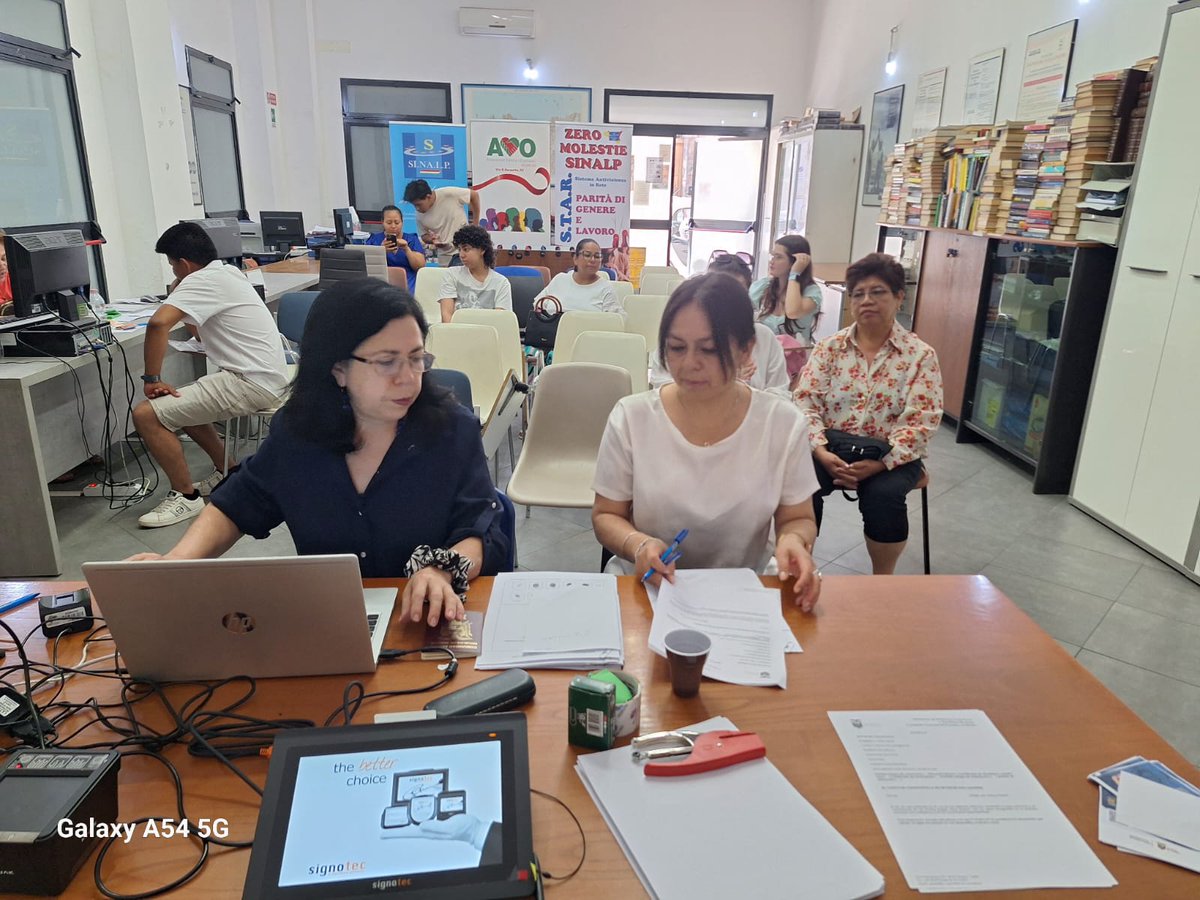cecuroma's tweet photo. Consulado Móvil en Palermo, 13 y 14 de junio 2026: acercamos nuestros servicios consulares a la comunidad  🇪🇨 residente en Sicilia. 
Se agradece el apoyo de SINALP Sicilia, Consulado Honorario en Nápoles, autoridades locales, organizaciones comunitarias y ciudadanos. https://t.co/vUnkf2YOoz