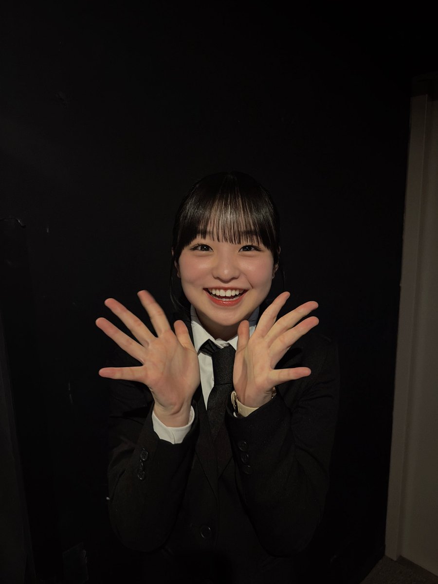 sayaka__team8's tweet photo. #舞台つむぱぱ 
2日目！ありがとうございました！！！

今��も楽しかったです！

写真は今回可愛すぎてペロペロに可愛がってるあやちゃんです💕

かわいいです
かわいいのでソロショット貰いました
おすそ分けします🥰
可愛すぎます

明日もよろしくお願いいたします！ https://t.co/7UsnuhhINt