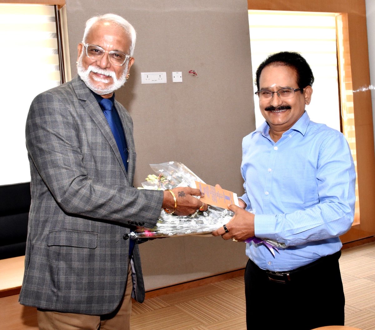 BBottomline's tweet photo. Happy and burned to be part of the Mentoring Connect 2026 at SRM University. https://t.co/uEst8EWRl0