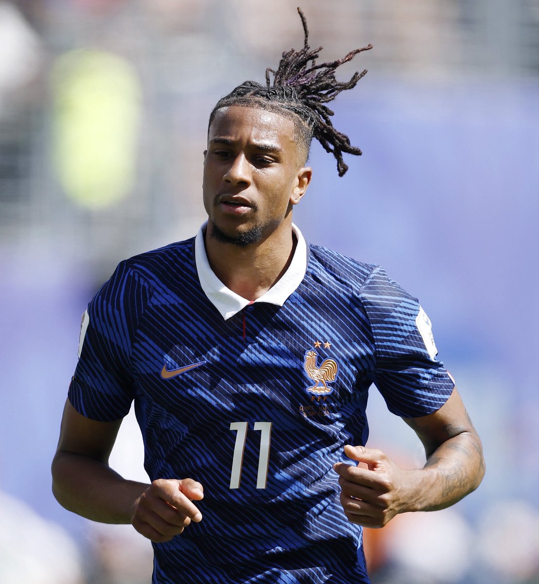 ActuFoot_'s tweet photo. 🚨🚨 LE REAL MADRID POURRAIT ENVOYER UNE OFFRE ALLANT JUSQU’À 220M€ POUR MICHAEL OLISE 🇫🇷 !!!! 😱🤍

Dingue. 😳

🗞️ @marca https://t.co/SOWJVW0h0Y