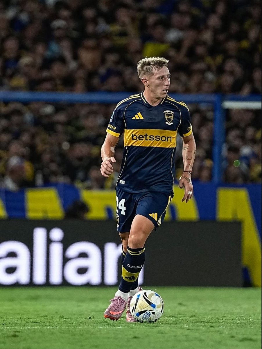 gasgerke's tweet photo. El Vasco Arruabarrena comenzó la pretemporada al mando de Boca y le comunicó a Marcelo Weigandt, Juan Barinaga, Lucas Janson y Agustín Martegani que no serán tenidos en cuenta. Harán 1 solo turno, apartados y no concentrarán.
#Boca #Barinaga #Weigandt #Martegani #Janson https://t.co/eh2H9vTTU6
