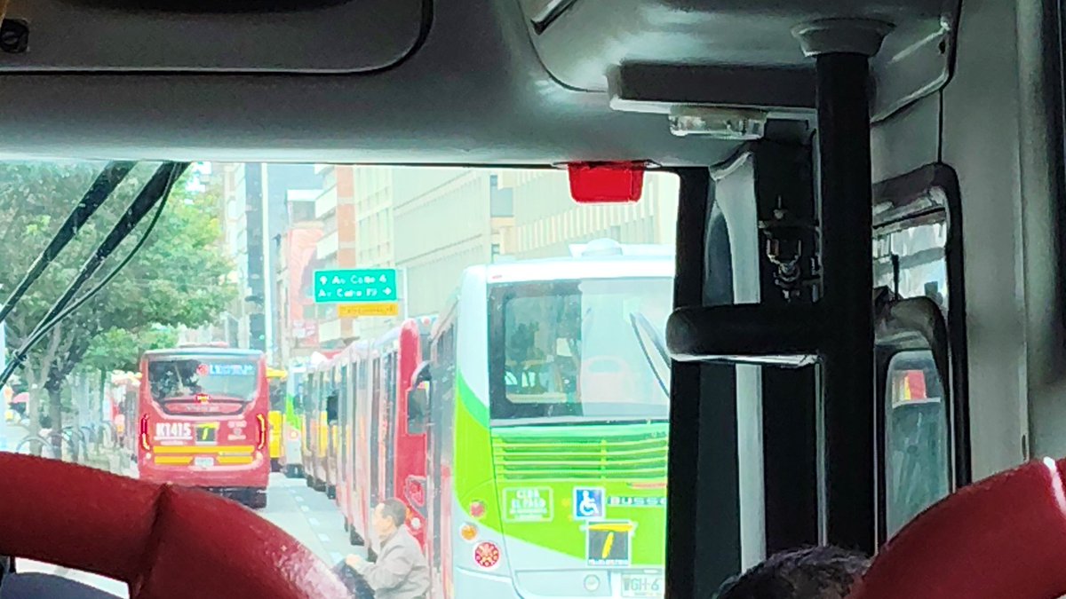 johahjo's tweet photo. @TransMilenio https://t.co/HQ8LZIXgAj