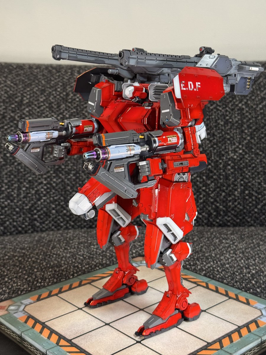 赤のセイバー　ガレージキット ワンフェス購入のガレージキット 1/24 ニクスセイバー 高機動型の赤い