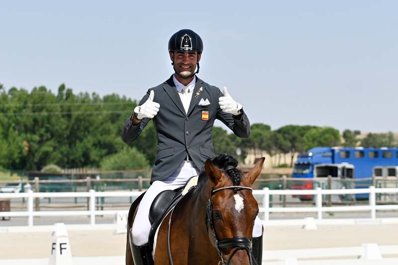 OcioCaballo's tweet photo. “Auténtico de Narváez”, “Secretario JU IV” y “Quatersand Jr del Pinar” reinan en el CDI-YH de Segovia 🐴

✏️ NOTICIA COMPLETA: https://t.co/a9ZY6t5yDv https://t.co/qd3YH8itZG