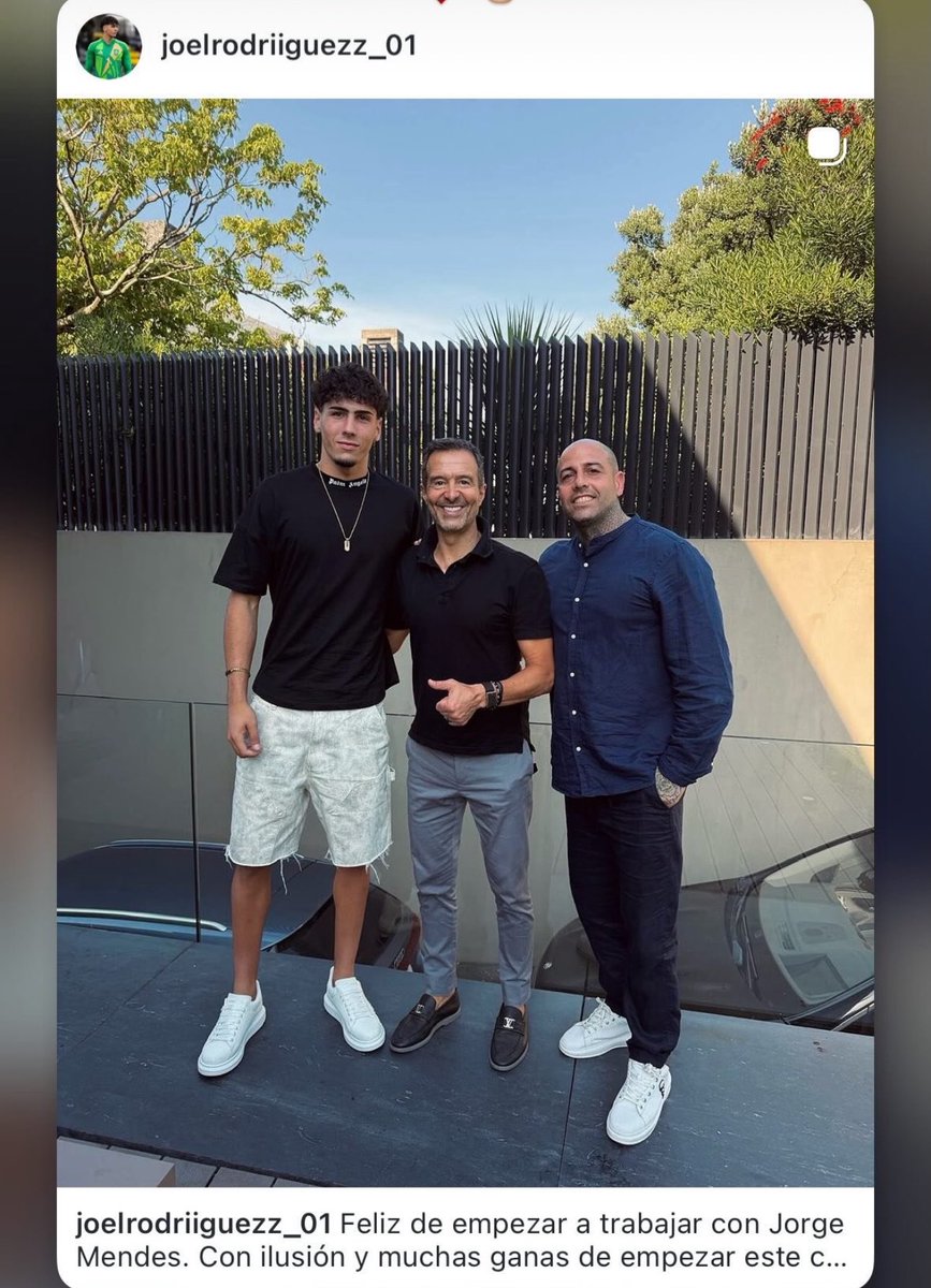 chinatorcde's tweet photo. Esto no es una buena noticia. El mejor portero de nuestra cantera ahora está con Mendes. #RCDE https://t.co/NaY0affNxr