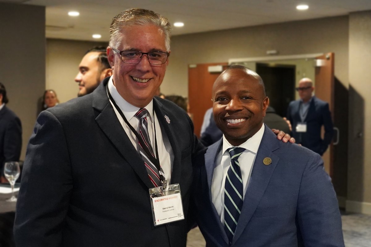 HispanicFed's tweet photo. Last night we kicked off #HFEncuentroMidwest with a welcome reception bringing together nearly 100 Latino nonprofit leaders, partners and community advocates from across the Midwest.

During his opening remarks, our President & CEO Frankie Miranda reminded us that while our communities continue to face real challenges, we also continue to move forward with resilience and determination. He emphasized that Encuentro is more than a gathering, it’s an opportunity to raise our voices, strengthen our collective impact, and help shape what comes next for Latino communities across the Midwest.

Thank you to @MayorMKE and our host organization @ForwardLatino for joining us, sharing inspirational remarks,and supporting our community.

The work continues. Stay tuned for more updates from #HFEncuentroMidwest