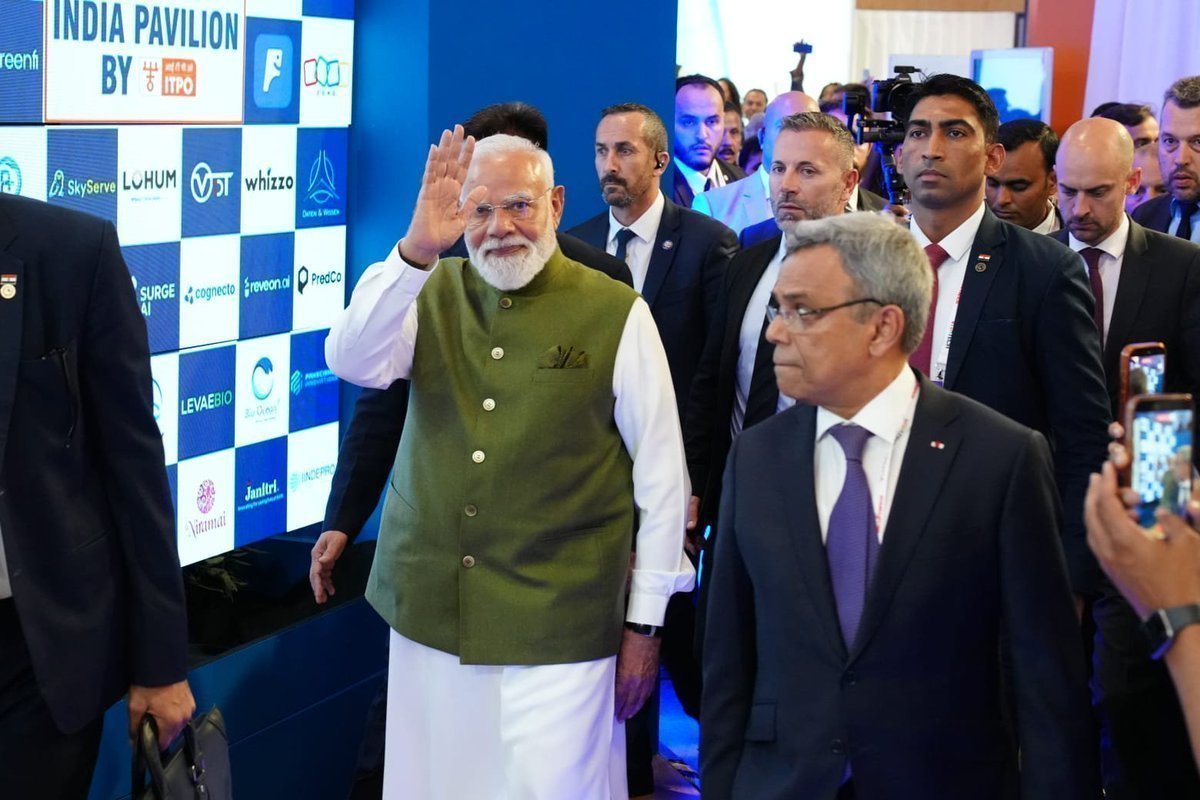 drsingh360's tweet photo. India's innovation and startup ecosystem continues to shine globally. 🇮🇳 Hon'ble PM Shri Narendra Modi's visit to the India Pavilion at VivaTech 2026 highlights the growing impact of Indian technology, entrepreneurship, and innovation on the world stage. 

#ModiAtVivaTech2026 https://t.co/p5CoIl5SWv