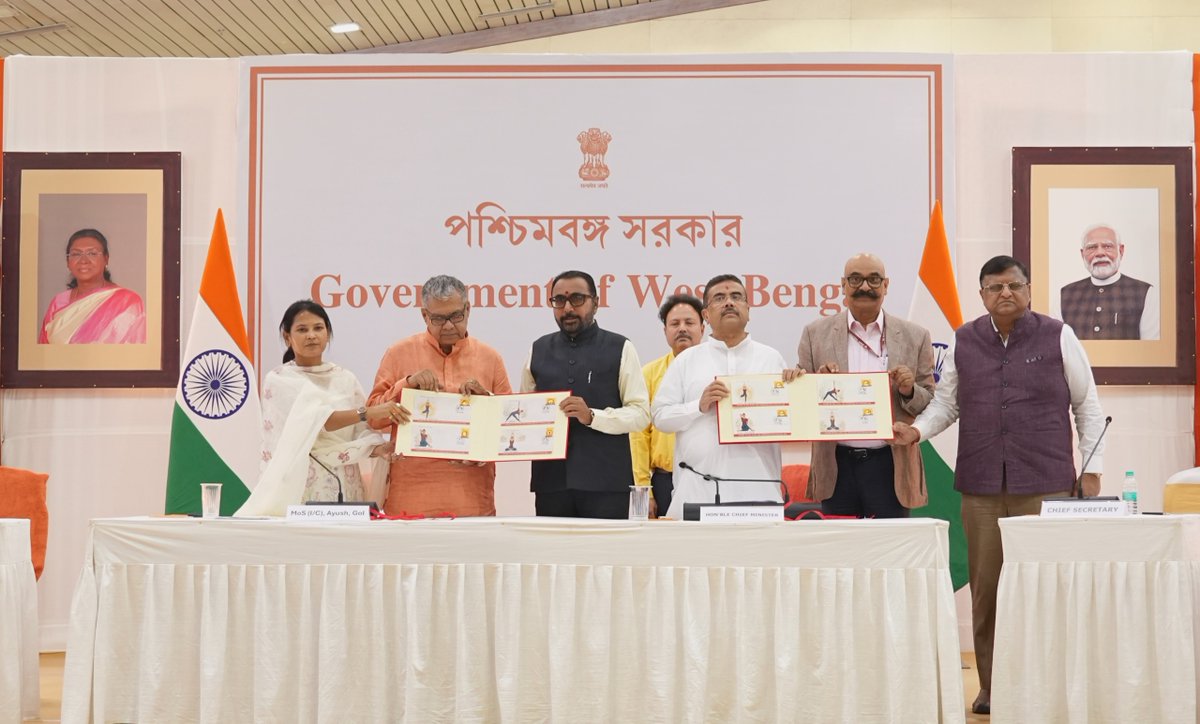 cmowbgov's tweet photo. Chief Minister Shri Suvendu Adhikari and MoS Shri Pratap Rao G. Jadhav briefed media on International Yoga Day. Prime Minister Shri Narendra Modi will attend Kolkata's main event on June 21. Citizens are invited to Daud Se Dhyan (June 19) and the Ganga Carnival (June 20). https://t.co/Hw3DvscaoJ