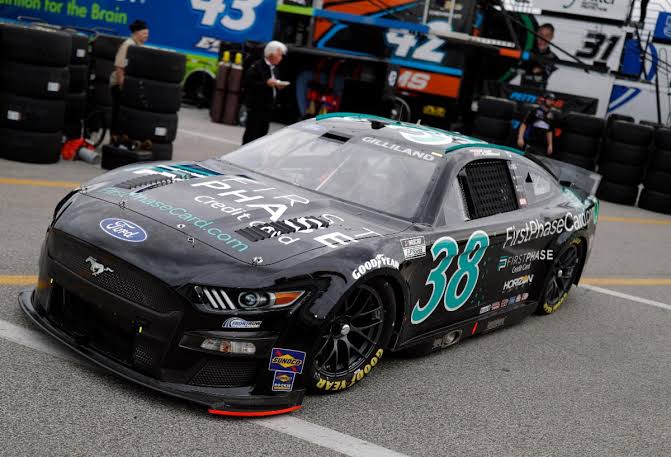 Fluggswashere's tweet photo. In 2022 @ToddGilliland_ ran this First Phase Credit Card car for a good portion of the 2022 season. In the Daytona 500 specifically he finished 33rd in the race. I believe First Phase has some relations to Speedycash?
#NASCAR #RandomNASCARRides #ToddGilliland #FRM #FirstPhase https://t.co/HuE3sgXBnN