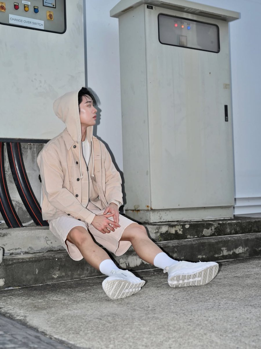 WilliamEstPH's tweet photo. 180626 IG Update @EstRvp 

📸est_rvp: Unrushed

-☀️

#est_rvp #WilliamEstPH https://t.co/K3RodmnA5r