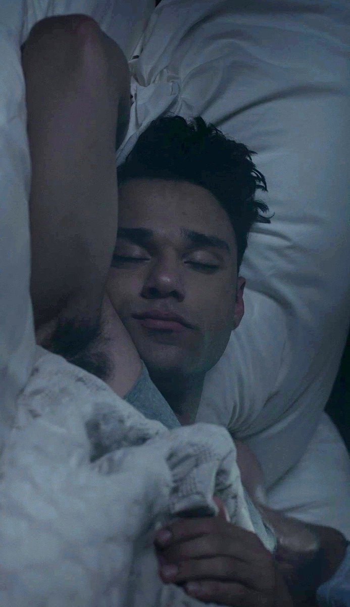 RafaelLSilvaBae's tweet photo. Look at my little sleeping pookie #cutie 🥰 https://t.co/Funz08V7B3