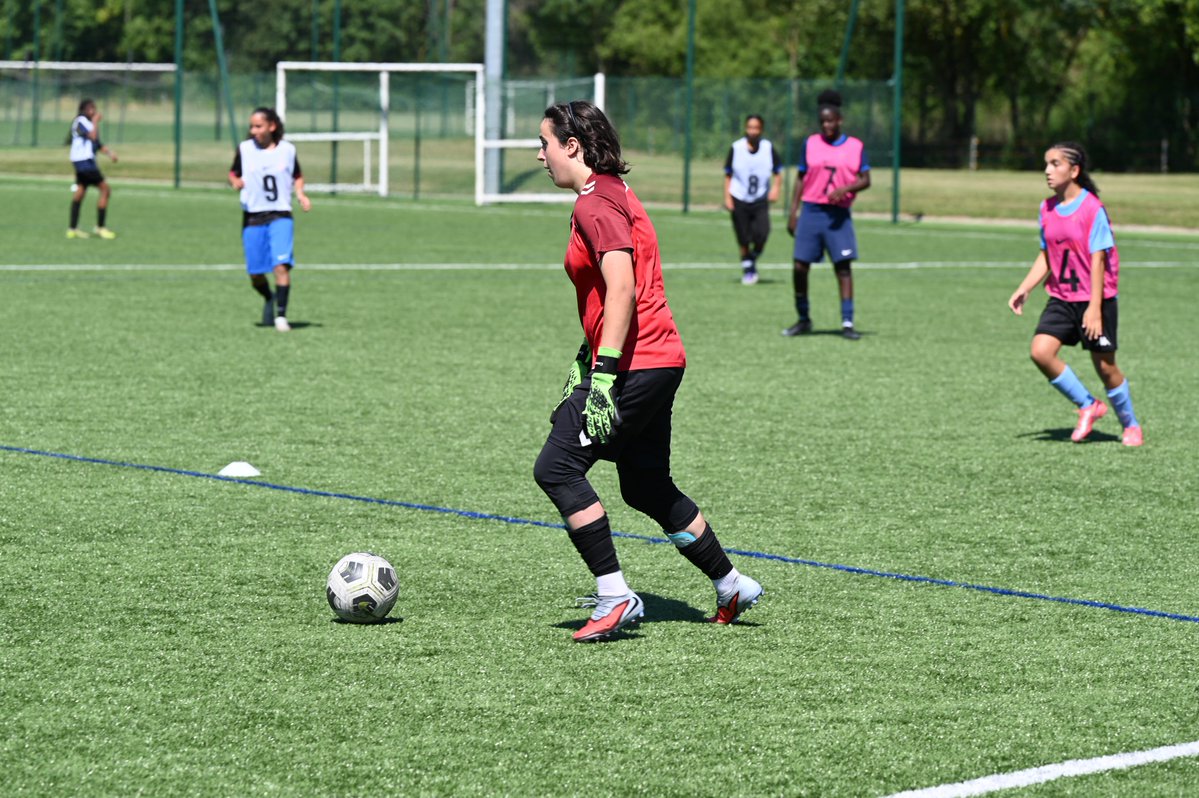 LPIFF75's tweet photo. 𝐑𝐚𝐬𝐬𝐞𝐦𝐛𝐥𝐞𝐦𝐞𝐧𝐭 𝐔𝟏𝟑𝐅 𝟏𝟕/𝟎𝟔

Un rassemblement régional U13F a eu lieu ce mercredi 17 juin au Centre Technique Régional de Morfondé. Au total, 40 joueuses étaient présentes pour disputer des oppositions.

Retour sur ce rassemblement 🔽

https://t.co/7QepUfeKav https://t.co/Z5M8se2XZ3