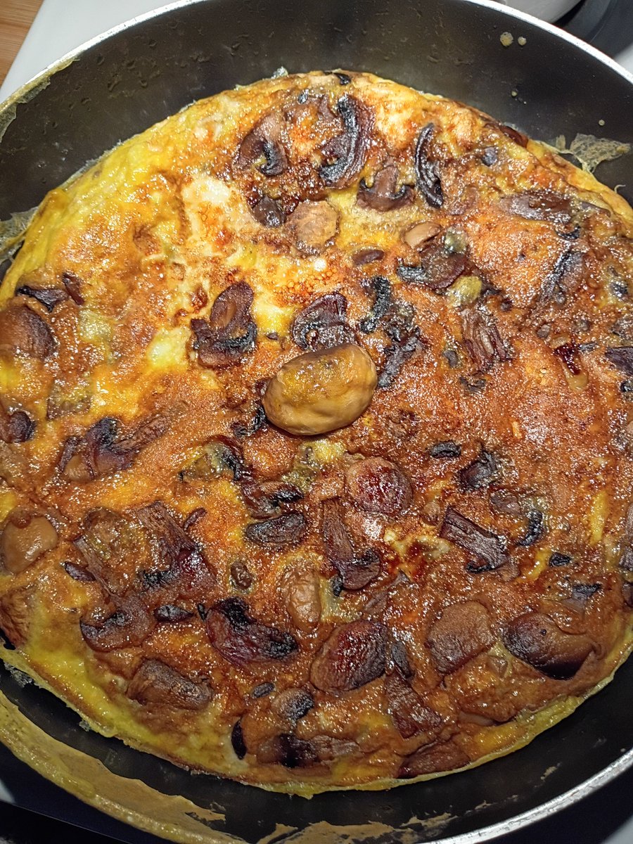 LinosVersion's tweet photo. Frittata as a Main

Life is not easy. Frittata can make it better!

https://t.co/xyCPv8W5vD

#FoodieFriday #Food #UP #BE #Montreal #LinoMatteo #Improvisation #Eggs #Frittata https://t.co/gcf6U5i38M