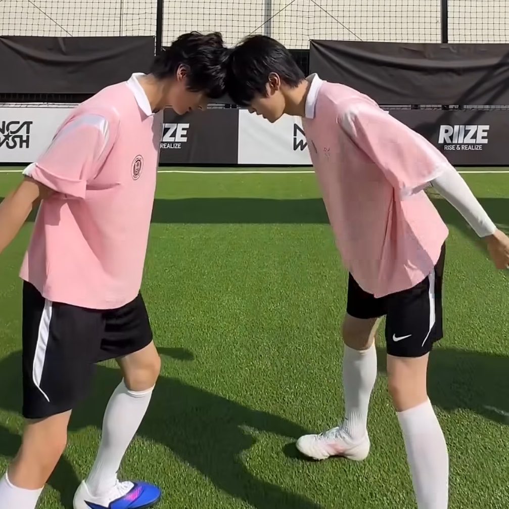 newbie_nrs's tweet photo. ไหนบอล มาใกล้เชียว https://t.co/fulwSg1bBV
