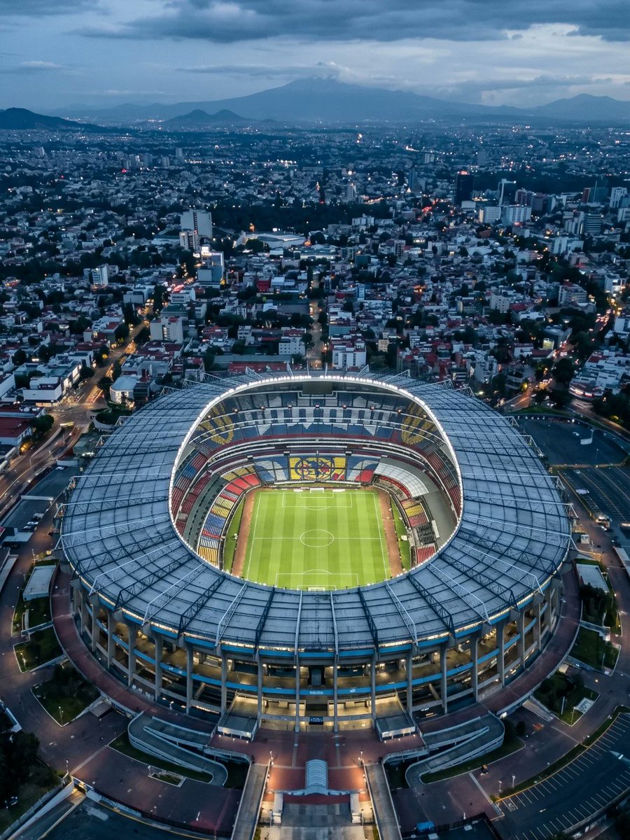 TheDreamyCity's tweet photo. Azteca Stadium.Mexico City, https://t.co/h7REVyoatJ