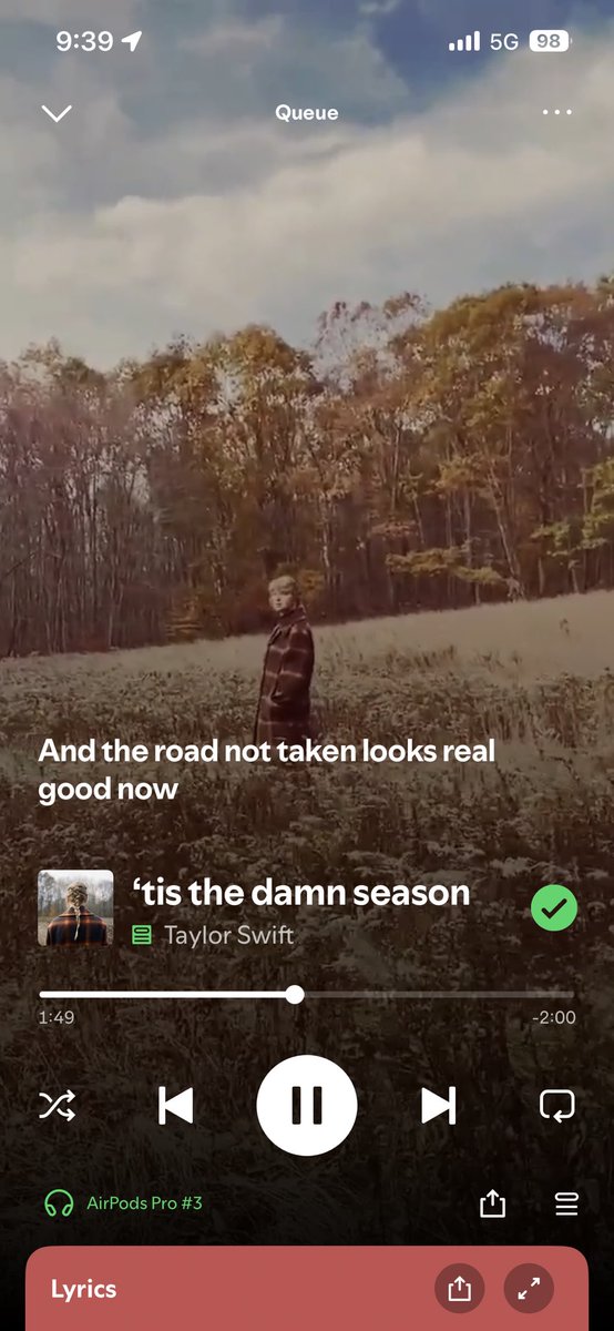 JohnSmithog61ta's tweet photo. Those days I had no sense and calling this banger 👇a skip on Taylor discography. https://t.co/1zAQHEAhxo
