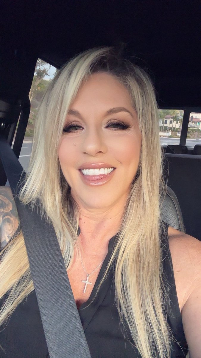 Renee tweet media
